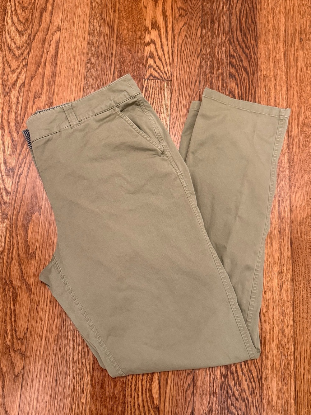 Crown & Ivy Women’s Olive Charlotte Chino Pants size 8